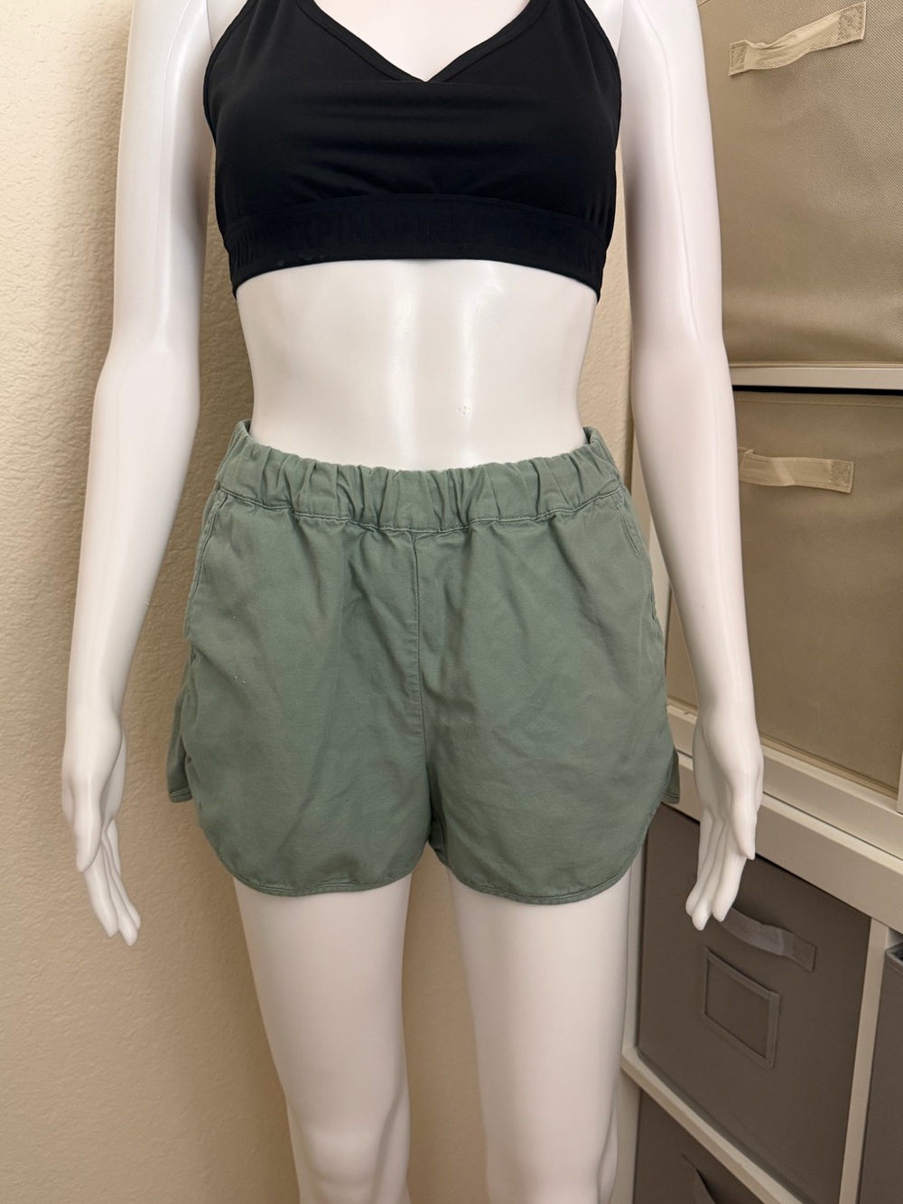 Madewell Sage Green Pull On Elastic Waist Relax fit Shorts Size XS